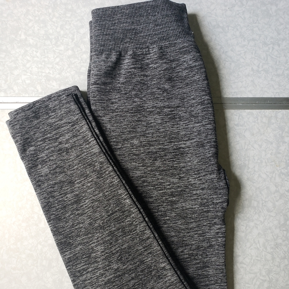 New Womens Large 12-14 Gray Leggings